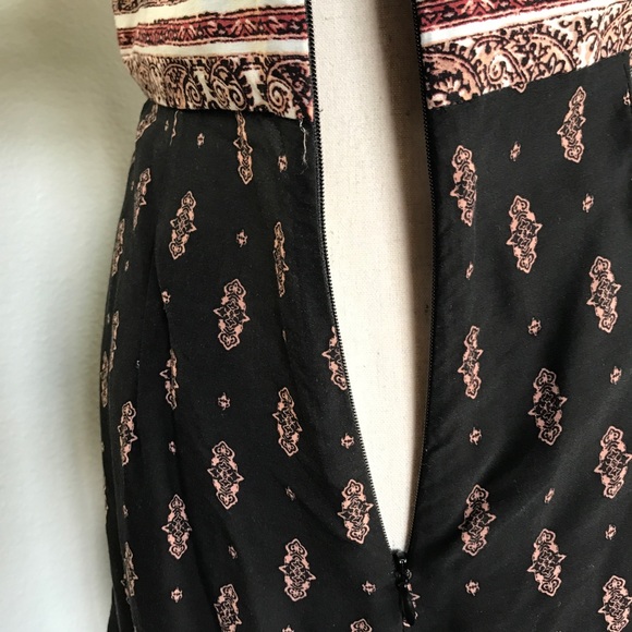 Gorgeous printed boho romper - Picture 5 of 7